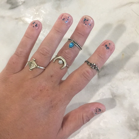 👌STACKABLE RING BUNDLE👌 - Picture 2 of 2